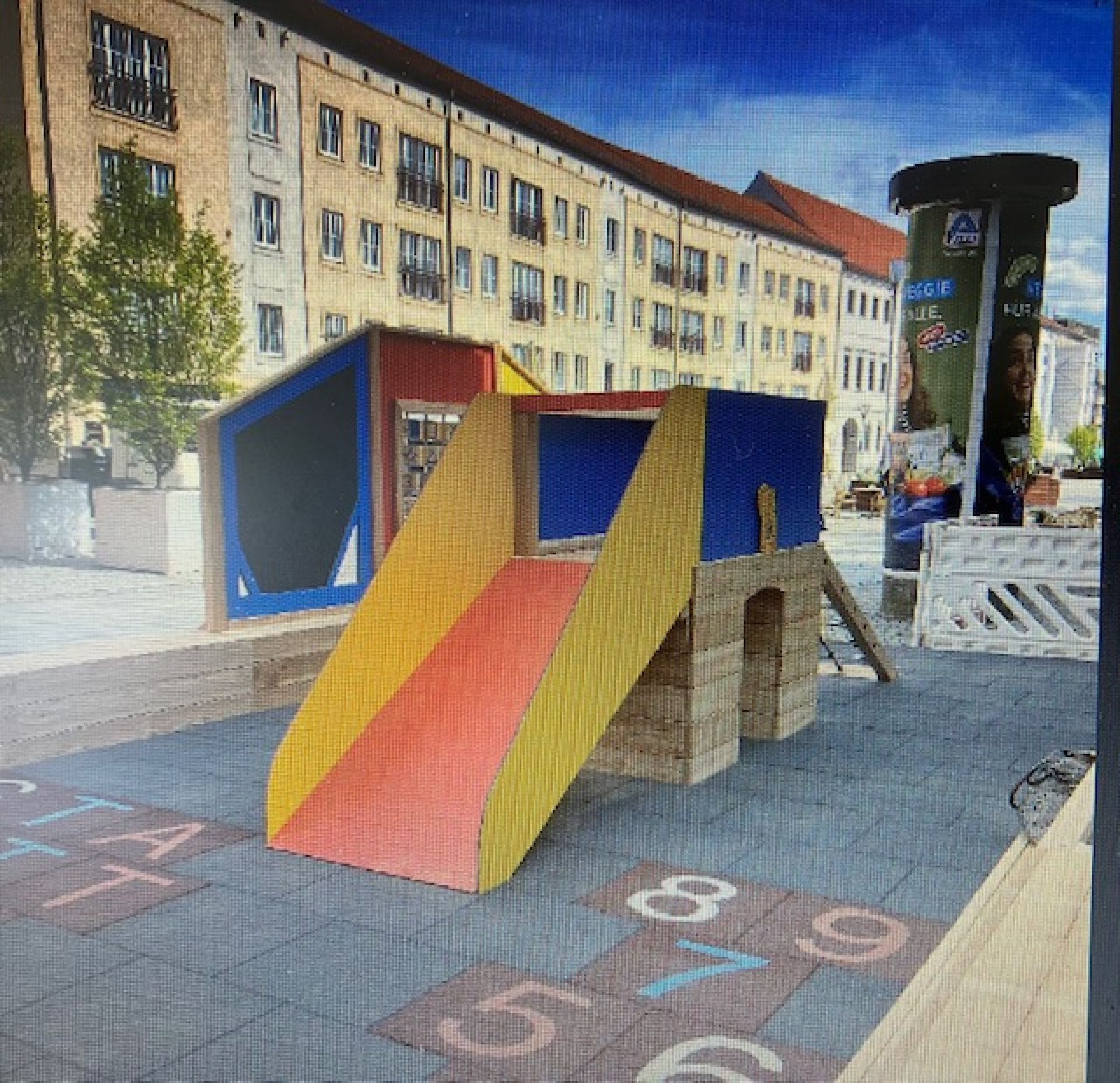 Mobiles Spielgerät in der Bauhaus Stadt Dessau